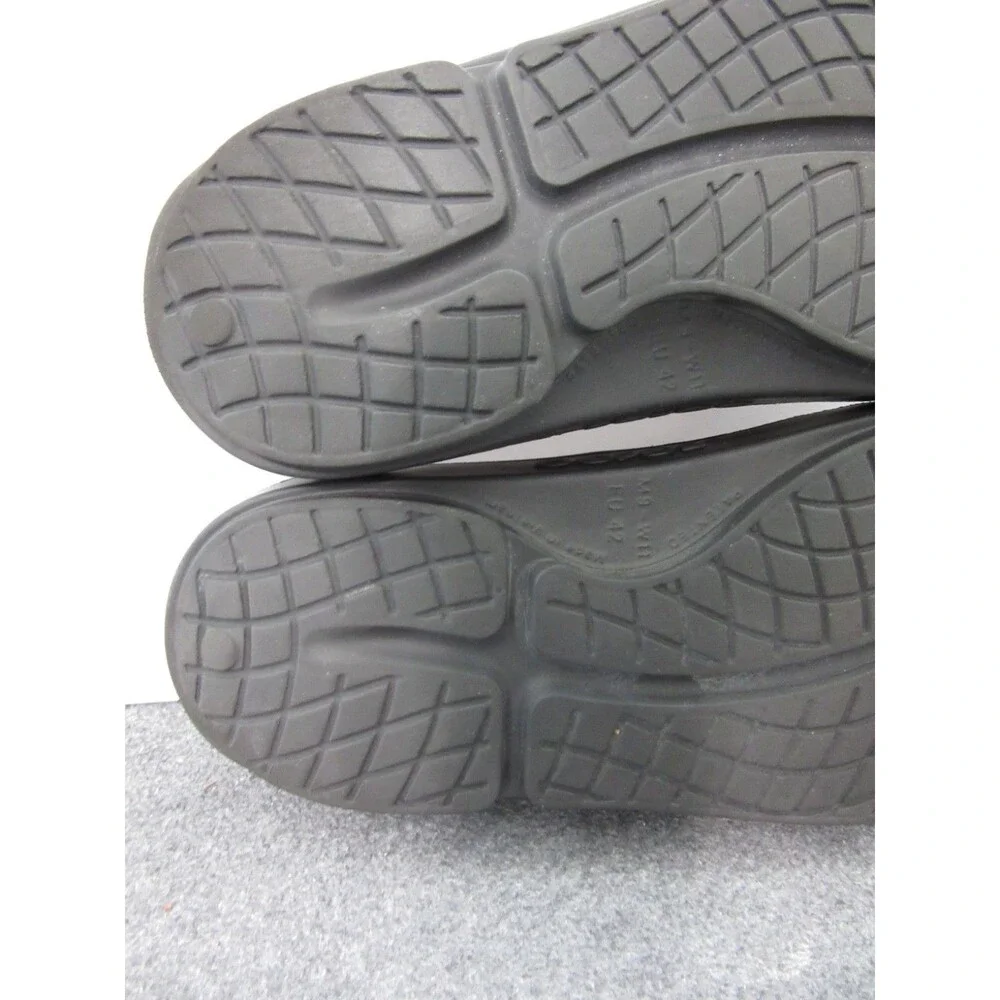 OOFOS Unisex Thong Sandal Size M9 W11 EU42 Black OOahh Sport Recovery Slide